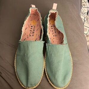 Vionic Beach Laguna shoes